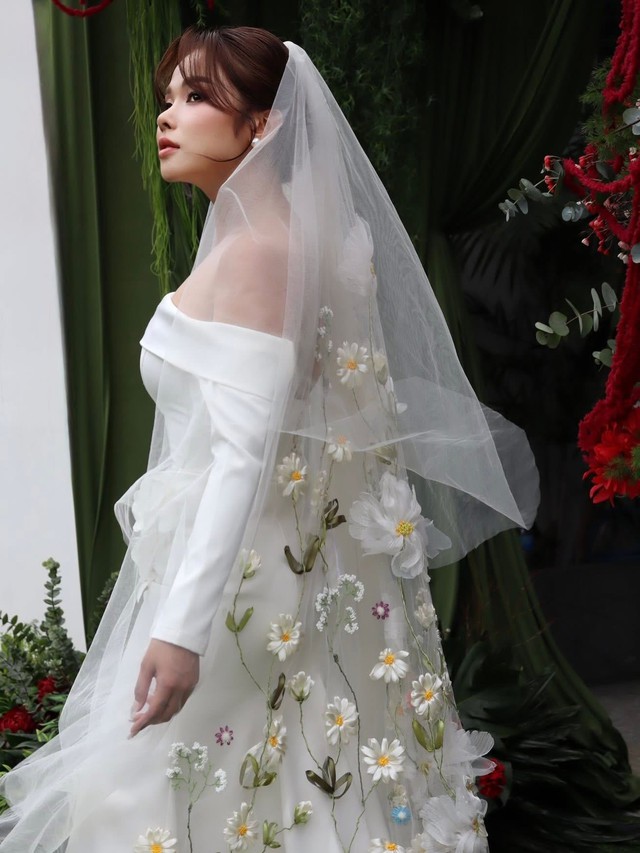 Mỹ nhân Việt vừa bí mật lên xe hoa tung luôn ảnh cưới, danh tính chú rể được hé lộ- Ảnh 3.