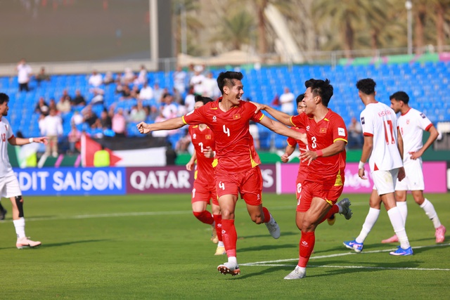 Chấm điểm U23 Việt Nam: Đình Bắc tỏa sáng, "người không ai ngờ" mới là xuất sắc nhất!- Ảnh 1.