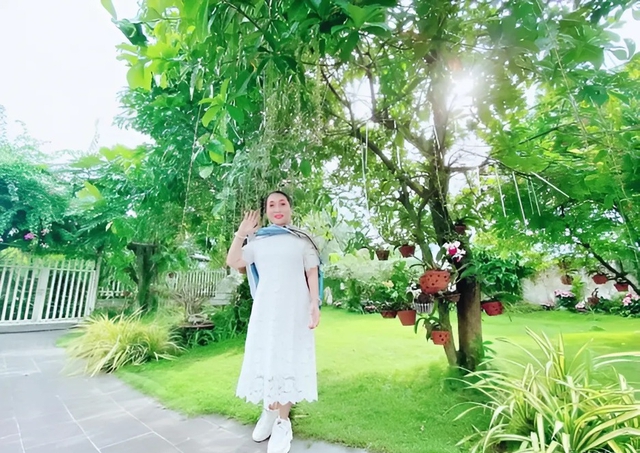 Nữ NSND đầu tiên có bằng tiến sĩ, ly hôn chồng tỷ phú, sống một mình trong biệt thự 1.200m²- Ảnh 5. Nữ NSND đầu tiên có bằng tiến sĩ, ly hôn chồng tỷ phú, sống một mình trong biệt thự 1.200m²- Ảnh 5.