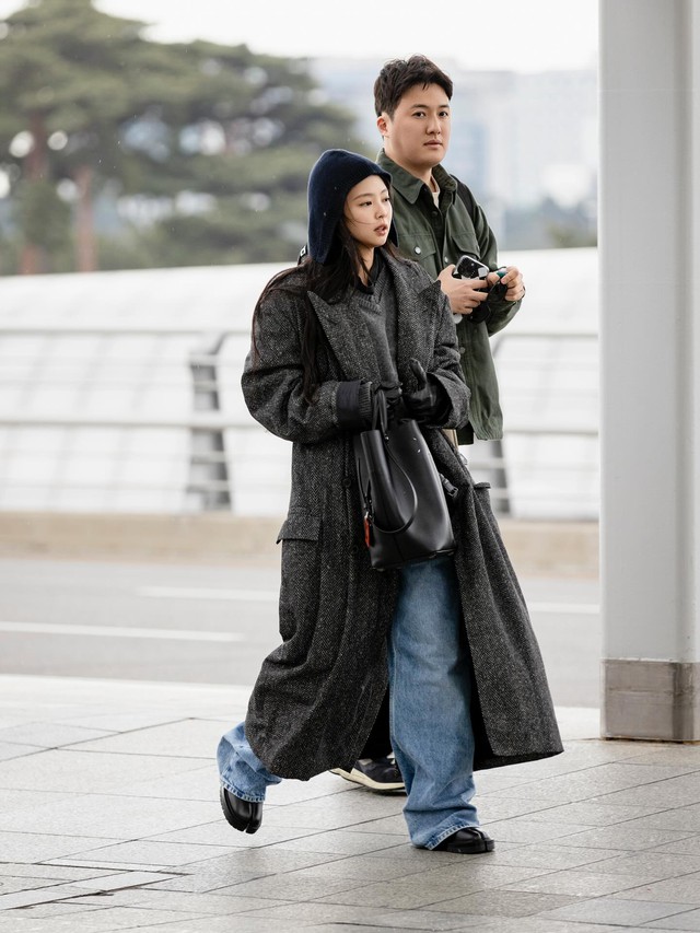 Jennie khiến truyền th&ocirc;ng xốn xang cả 1 ng&agrave;y, pha lựa đồ r&otilde; nhiều ẩn &yacute;- Ảnh 7.