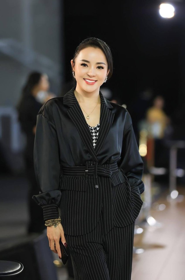 Kiện tướng Thu Hương bênh vực Khánh Thi - Phan Hiển khi bị nhận xét giống "cô-cháu", nói gì về nghi vấn "bị ghen"- Ảnh 1.