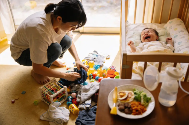 Con vừa tròn 1 tuổi, vợ chồng tôi từ người yêu thương nhau trở thành kẻ thù- Ảnh 2.