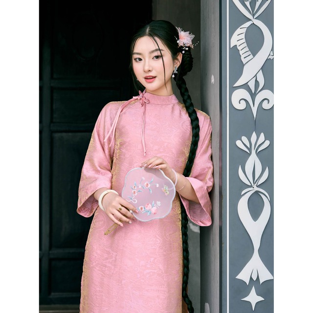 Lazada chưa bao giờ làm tôi thất vọng: Sát Tết sale toàn item thời trang xinh xỉu, lướt 1 vòng có ngay outift đón xuân- Ảnh 1.