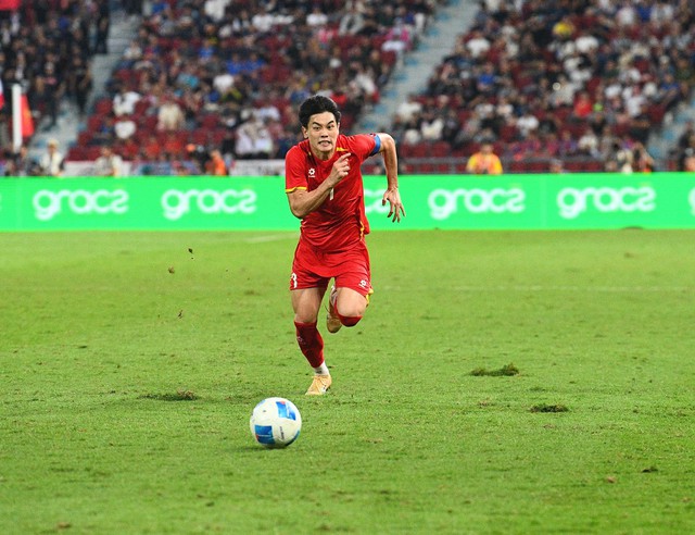 Hé lộ hình xăm ý nghĩa trên lưng Đình Bắc, đây là động lực giúp ngôi sao U23 Việt Nam vượt khó và toả sáng- Ảnh 4. Hé lộ hình xăm ý nghĩa trên lưng Đình Bắc, đây là động lực giúp ngôi sao U23 Việt Nam vượt khó và toả sáng- Ảnh 4.