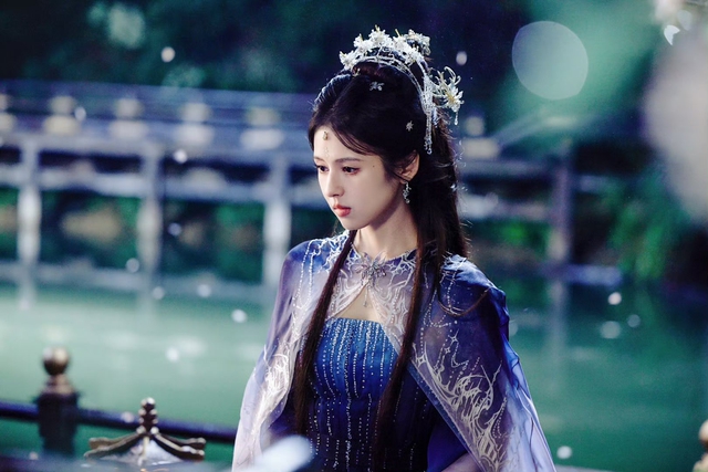 Không phân biệt nổi đây là người thật hay tiên tử trong tranh: Nhan sắc thượng hạng ngàn sao, ăn gì đẹp thế hả trời- Ảnh 6.