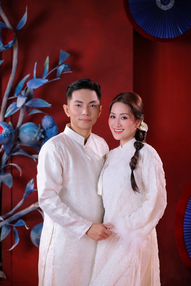 Khung hình toàn cực phẩm nhà Khánh Thi - Phan Hiển: Bé Kubi xuất sắc, Anna và Lisa gây sốt vì quá đáng yêu- Ảnh 4.