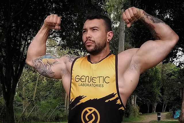 Nhà vô địch thể hình đột tử ngay giữa buổi tập, cả phòng gym bàng hoàng- Ảnh 1. Nhà vô địch thể hình đột tử ngay giữa buổi tập, cả phòng gym bàng hoàng- Ảnh 1.