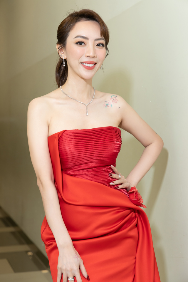 Không ngờ Thu Trang cũng có ngày này- Ảnh 1.