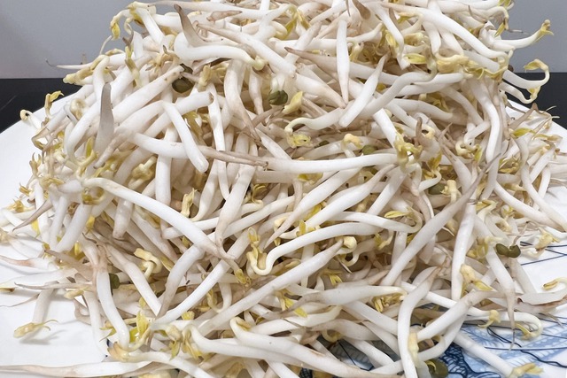 Đi chợ Tết mua rau, thận trọng với 3 loại này, người bán chưa chắc đã dám ăn - Ảnh 1.