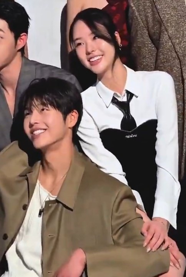 Soobin đào hoa, làm 2 Hoa hậu - Á hậu òa khóc nức nở trong vòng 10 ngày- Ảnh 4.