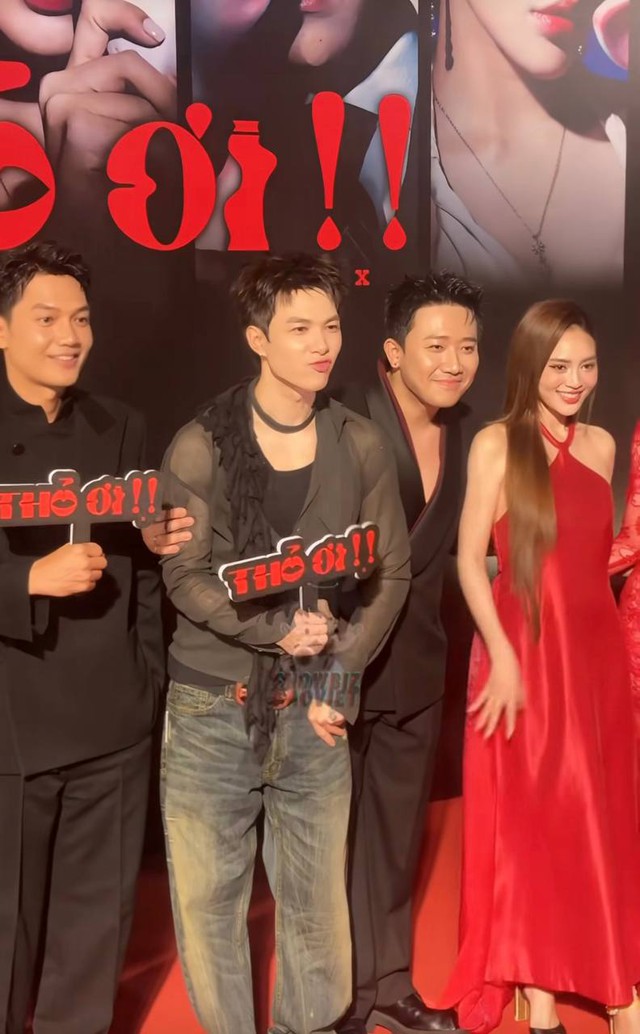 Diễn viên phim Trường Giang công khai ủng hộ Trấn Thành, thái độ trên thảm đỏ thành tâm điểm- Ảnh 1.