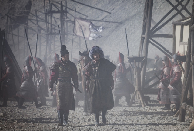 Thấy phim Trung Quốc này bị khịa mà dân tình ùa ra bênh: Dàn cast ai cũng đỉnh, tin lời chê hùa là dở- Ảnh 1.