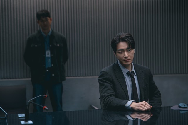 The Art of Sarah: Ván cờ danh tính cao tay của Shin Hye Sun, lừa người xem đến tận phút cuối - Ảnh 4.