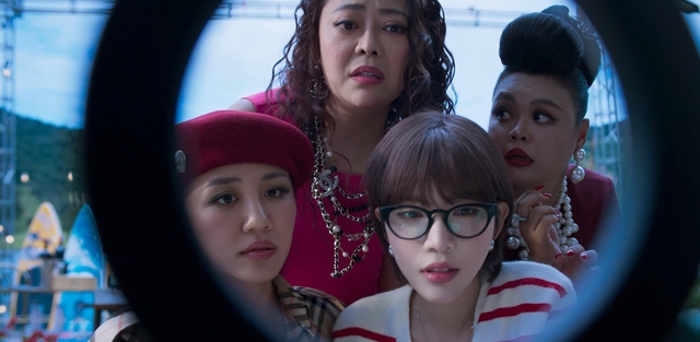 Muốn điên lên vì Văn Mai Hương!- Ảnh 1.