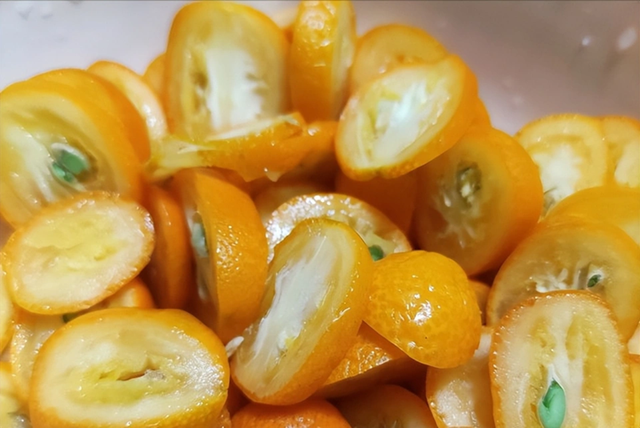 Loại cây "tài lộc" ngày Tết của người Việt hóa ra quả cũng là vị thuốc bổ nhuận phổi, tiêu đờm, tốt cho tiêu hóa - Ảnh 2.