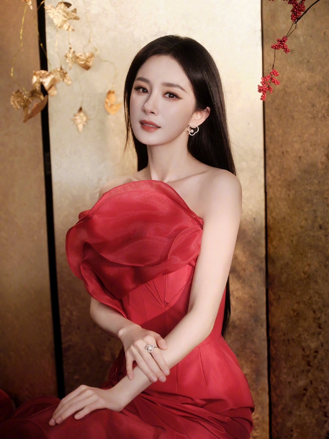 Đào mai nở rộ cũng thua mỹ nhân đẹp nhất 29 Tết: Visual nữ thần mùa xuân, càng ngắm càng vui phơi phới- Ảnh 13.