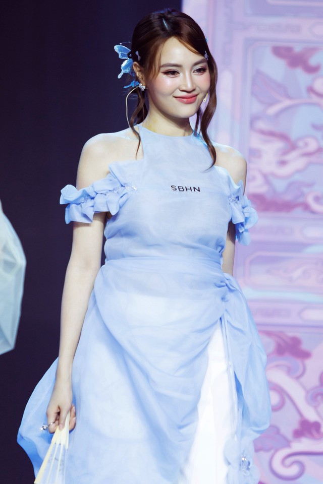 5 mỹ nhân tuổi Ngọ đẹp nhất Việt Nam: Lan Ngọc xếp thứ 2, hạng 1 lấp lánh hơn cả kim cương châu báu- Ảnh 4.