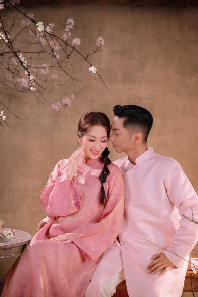 Khánh Thi tặng túi Gucci 60 triệu làm quà Tết cho em gái Phan Hiển, còn nói cực ngọt bảo sao được nhà chồng cưng - Ảnh 3.