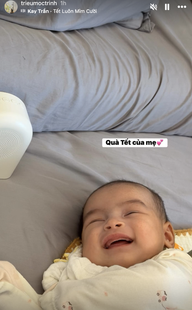 "Vuýp" nhất đêm Giao thừa: Tuyển thủ Việt Nam khoe biệt thự chục tỷ mới tậu, quà tết là con gái mới chào đời - Ảnh 6.