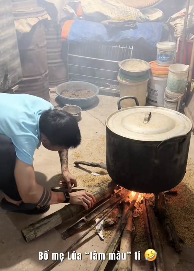 1,1 triệu lượt xem Doãn Hải My "làm màu" khi về quê Văn Hậu ăn Tết - Ảnh 2.