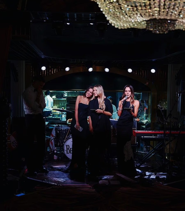 Tiểu thư Harper Beckham chiếm spotlight của anh trai giữa sóng gió gia tộc - Ảnh 2.