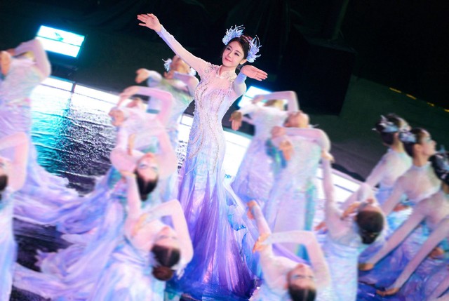 Mỹ nhân gây sốt đài quốc gia: Đẹp như tiên cá tái sinh, một điệu múa cả triệu người tranh luận- Ảnh 14.