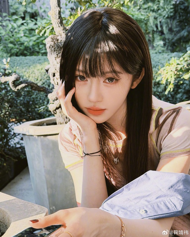 Mỹ nhân “sộp” nhất Tết 2026 đây rồi: Lì xì 750 triệu đồng cho fan, nhìn cát-xê hiểu ngay vấn đề- Ảnh 5.