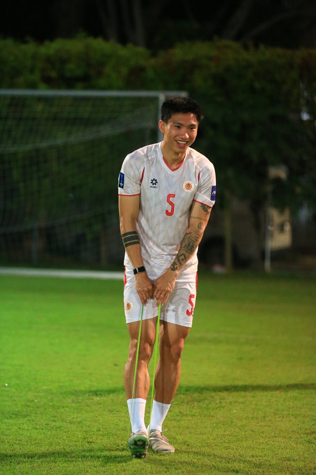 Sức nóng 1000 độ, tinh hoa visual Đình Bắc, Lý Đức "đốn tim" dân tình, sẵn sàng chiến thắng ngay đầu năm mới- Ảnh 4. Sức nóng 1000 độ, tinh hoa visual Đình Bắc, Lý Đức "đốn tim" dân tình, sẵn sàng chiến thắng ngay đầu năm mới- Ảnh 4.