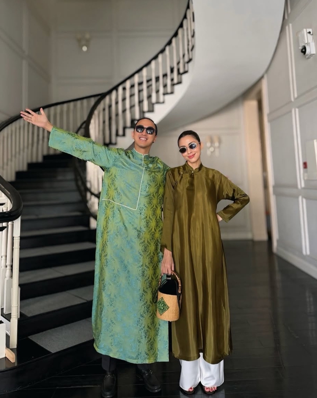 Đến hẹn lại lên: Tăng Thanh Hà và chồng doanh nhân diện áo dài, nắm chặt tay ngày mùng 1 Tết! - Ảnh 2.