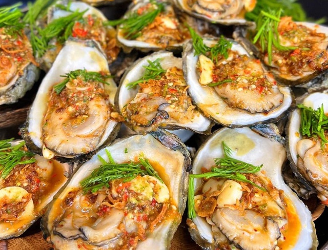 Ăn hàu có thật sự làm nam giới MẠNH hơn trong "chuyện ấy"? Bác sĩ tiết lộ đâu mới là "viagra thiên nhiên"- Ảnh 2.