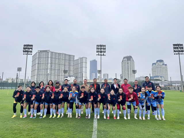 Tuyển nữ Việt Nam gác lại niềm vui ngày Tết trở lại sân tập chuẩn bị chinh phục giải châu Á- Ảnh 1.