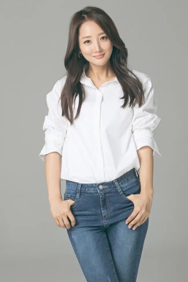 Ngọc nữ showbiz mất chồng, trải qua ca phẫu thuật suýt nguy kịch- Ảnh 3.