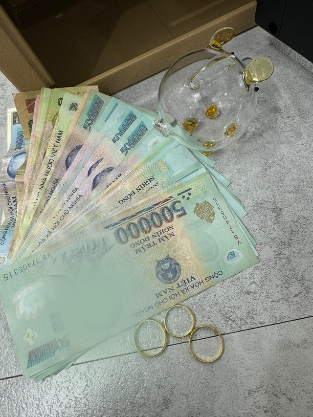 Mùng 2 Tết đăng 1 bức ảnh, cô gái 24 tuổi khiến ngàn người rưng rưng: “Năm mới em gánh nợ 3 tỷ”- Ảnh 1.