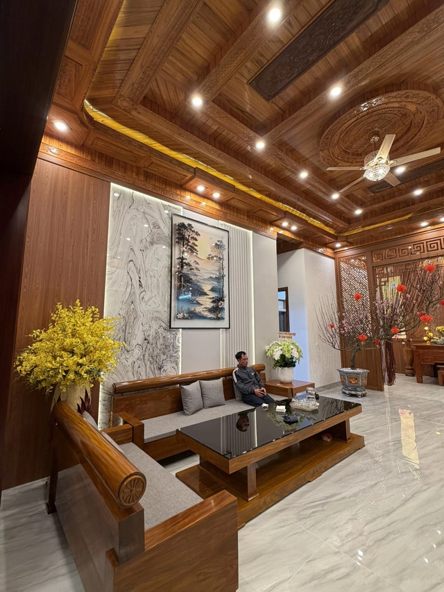 Cận cảnh bàn thờ Tết khiến 2 triệu người xuýt xoa: "Ước mơ cả đời tôi..."- Ảnh 3.