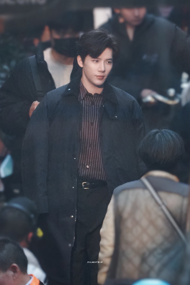 Đầu xuân ngắm cặp trai tài gái sắc dính nhau nửa bước không rời: Visual tầm cỡ vũ trụ, vui hơn cả nhận lì xì- Ảnh 9.