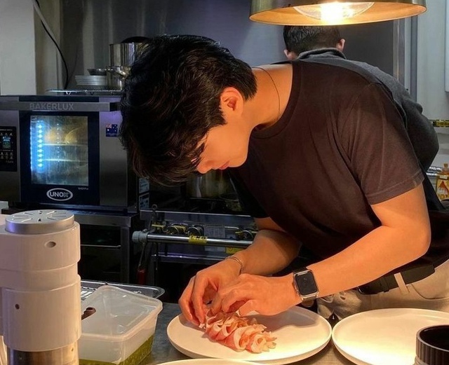 Nam giới "tự xử" nhiều làm teo "cậu nhỏ"? Bác sĩ vạch trần sự thật và khuyên làm 4 điều để cải thiện - Ảnh 3.