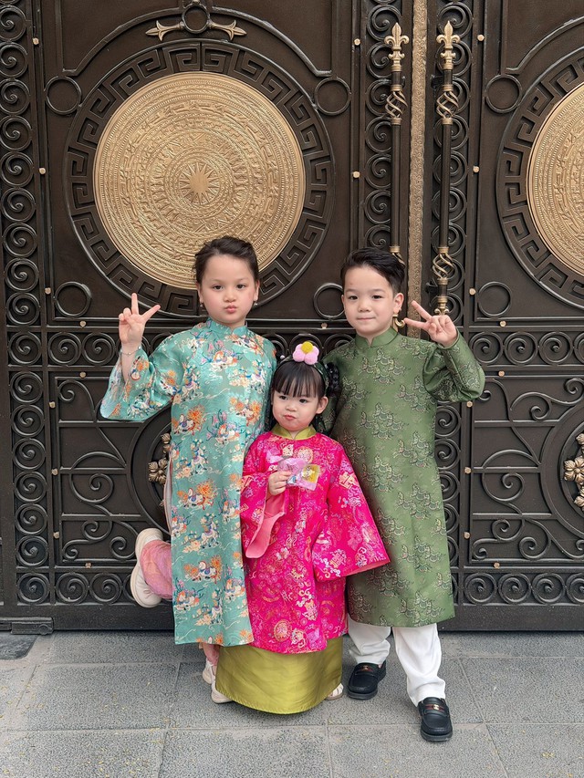 Ái nữ Đỗ Mỹ Linh đúng chất tiểu thư "sinh ra ở vạch đích", check-in đáng yêu trước biệt thự trăm tỷ nhà bầu Hiển - Ảnh 2.