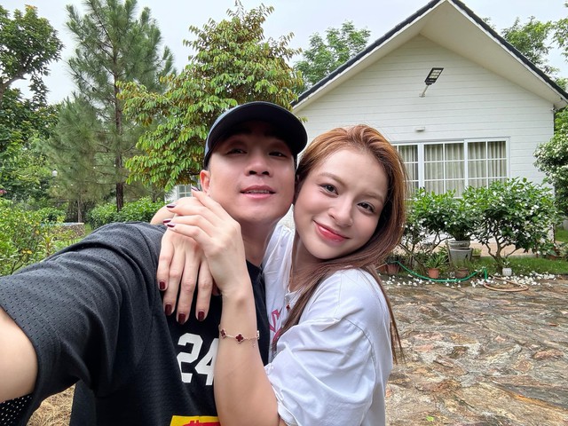 Hôn nhân của Nam Tào trong Giời Ơi! Mình Đi Đâu Thế?: Từng đề nghị vợ một điều vì áp lực cuộc sống- Ảnh 6. Hôn nhân của Nam Tào trong Giời Ơi! Mình Đi Đâu Thế?: Từng đề nghị vợ một điều vì áp lực cuộc sống- Ảnh 6.