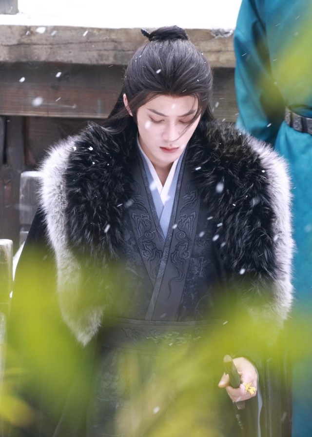 Vạn sự đều có giá chỉ visual này vô giá: Mặt như tranh vẽ còn diễn đỉnh, cao thêm 10cm thì có cả thế giới- Ảnh 10.