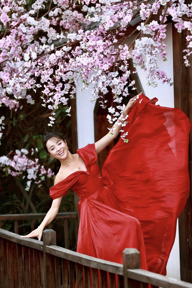 Ngắm nhan sắc rạng rỡ của kiện tướng Đặng Thu Hương - bạn nhảy cùng Phan Hiển giành 3 HCV SEA Games- Ảnh 5.