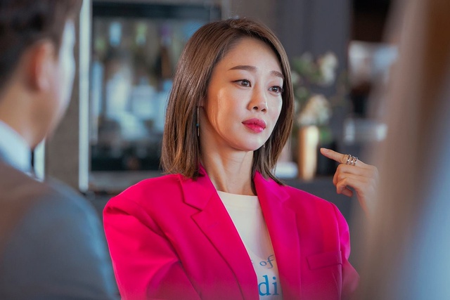 Drama sốc: Nữ diễn viên đình đám bị tố sống chung nhà chính thất rồi cướp chồng, bà cả lên truyền hình tuyên bố nóng- Ảnh 5.