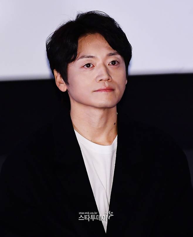 Nam diễn viên hủy cưới đột ngột đúng ngày mùng 5 Tết- Ảnh 2. Nam diễn viên hủy cưới đột ngột đúng ngày mùng 5 Tết- Ảnh 2.