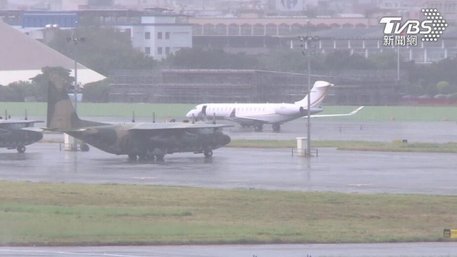 Rộ tin Lisa (BLACKPINK) chia tay bạn trai tỷ phú ngay đầu năm mới, tan mộng làm dâu gia tộc giàu nhất nhì thế giới?- Ảnh 5.