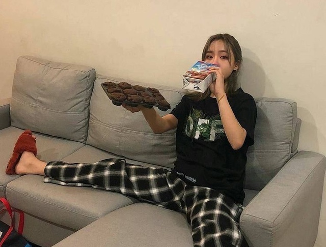 Tại sao phụ nữ KHÔNG NÊN làm "chuyện ấy" khi đang có kinh nguyệt? 5 nguy hiểm rình rập được bác sĩ chỉ đích danh - Ảnh 3.