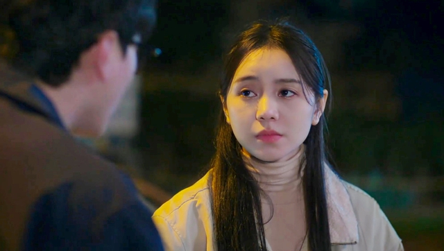 Huỳnh Anh đừng hát nữa!- Ảnh 2. Huỳnh Anh đừng hát nữa!- Ảnh 2.