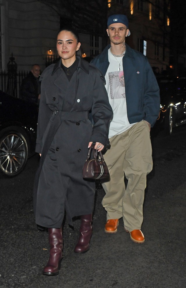 Tình cũ của cậu hai nhà Beckham vội vã "bỏ chạy" sau 20 phút vì đụng độ đàng trai và bạn gái mới- Ảnh 1. Tình cũ của cậu hai nhà Beckham vội vã "bỏ chạy" sau 20 phút vì đụng độ đàng trai và bạn gái mới- Ảnh 1.