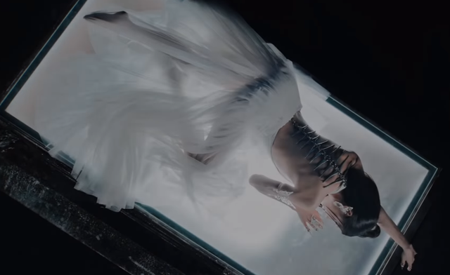 Mai Dora hé lộ loạt hình ảnh gợi cảm vạn người mê, bất chấp tin đồn đời tư - Ảnh 4.