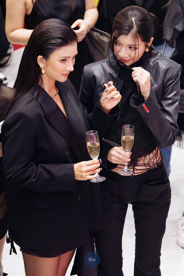 Lần đầu Kim Tuyến và Đồng Ánh Quỳnh công khai, trung tâm thương mại như vỡ trận- Ảnh 5.