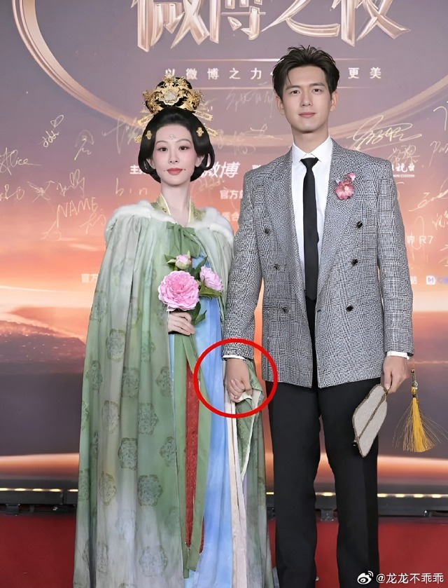 Bạn trai tin đồn kém 4 tuổi "đá" Lưu Diệc Phi để chạy theo "mỹ nhân 9X mặt búng ra silicon"?- Ảnh 3.