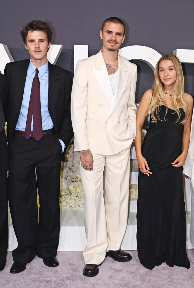 "Kỷ nguyên mới" của gia tộc Beckham: Khi con trai cả "rời cuộc chơi", các em út tiếp quản đế chế tỷ đô - Ảnh 2.